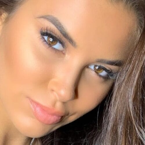 "Rachel Bush's Cowgirl Undies Are So Plunging, They Might Just Break the Internet—And Your Heart!"