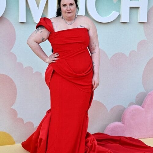 "Behind the Scenes Drama: Lena Dunham Reveals Adam Driver’s Trailer Tantrum – What Really Went Down?"