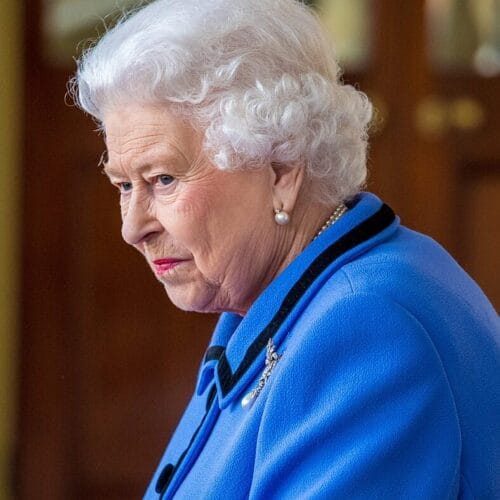 "Did Queen Elizabeth’s One 'Mistake' Create a Royal Ripple That Still Haunts the Monarchy?"