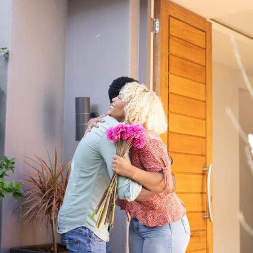 “From Bumper to Believer: The Heartfelt Note That Turned a Casual Drive Into a Life-Saving Revelation!”