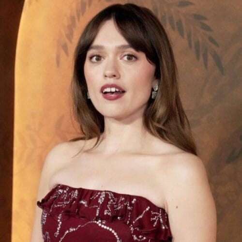 "Aimee Lou Wood Claps Back at SNL's 'Toothless' Roast: Is She the Queen of Comebacks?"