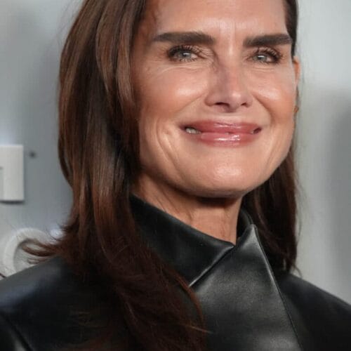 "Brooke Shields Opens Up: Why Letting Her Daughter Dive into Reality TV Felt Like Dueling with a Dragon!"