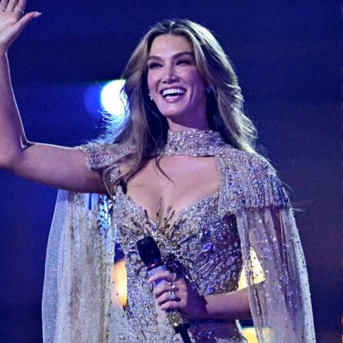 "From Mute to Musical: Delta Goodrem's Struggle to Find Her Voice After a Shocking Surgery!"