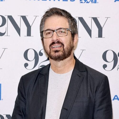 "Ray Romano’s Surprising Rerun Revenue: You Won’t Believe What He’s Still Cashing In!"