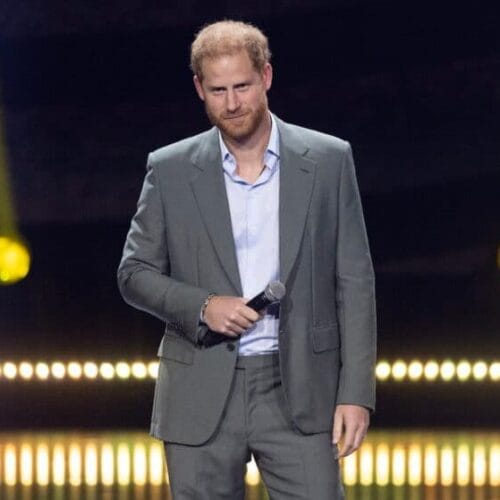 "Royal Family Drama: Why Prince Harry and Andrew's Absence from the Wedding Sends Shivers Down the Palace!"