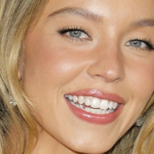 "Why Sydney Sweeney&rsquo;s Bikini Is Making Waves and Raising Eyebrows - You Won&rsquo;t Believe the Reaction!"