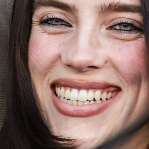 "Billie Eilish Steals the Spotlight: Was Her Daring Look a Cosmic Conspiracy?"