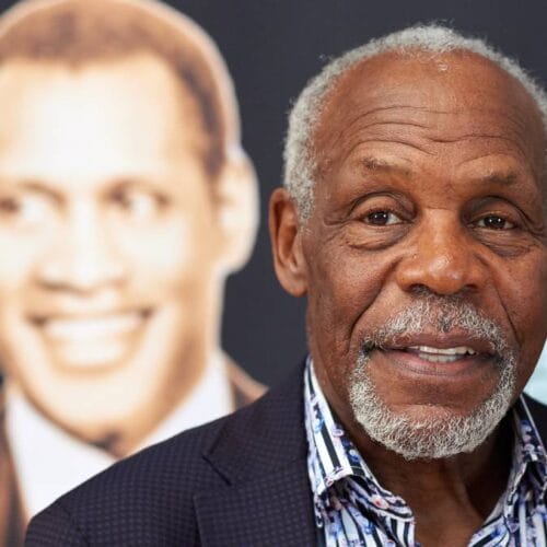 "Danny Glover's Daughter Reveals Heart-Wrenching Clues About Her Dad's Alzheimer's: You Won't Believe What She Caught!"