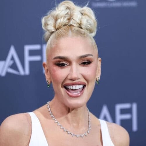 &ldquo;Drama in the Stars: Gwen Stefani&rsquo;s Wedding Photos Spark Outrage as Swifties Demand Attention on Taylor&rsquo;s Big Day!&rdquo;