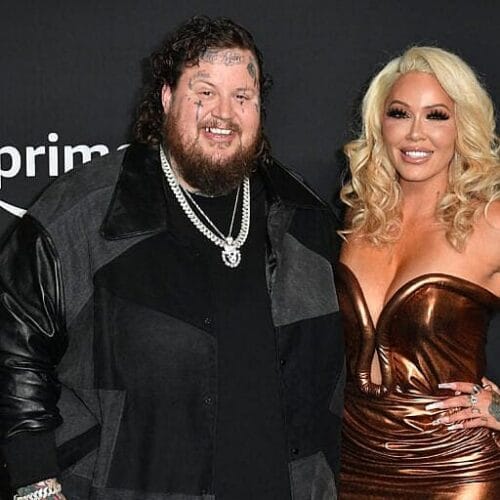 "Jelly Roll's Marriage Meltdown: Bunnie XO's Deleted Podcast Sparks Rumors of Hidden Scandals and Shocking Revelations!"
