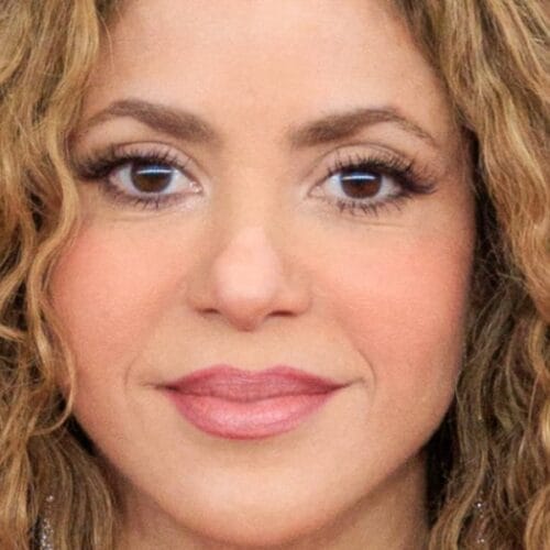 "Miami Shock: Shakira&rsquo;s Bikini Blunders Leave Fans Divided &mdash; Fashion or Faux Pas?"