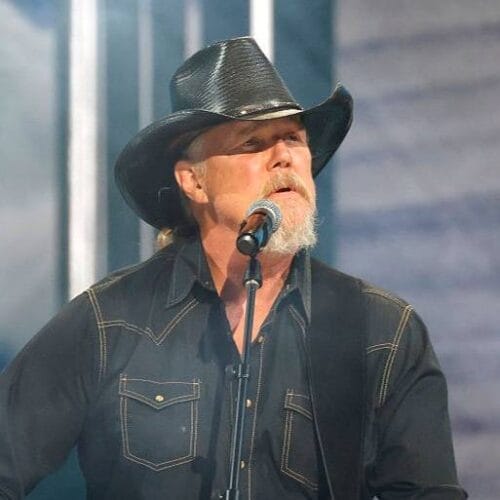"Trace Adkins: The Shocking Moment His Ex-Wife's 'Kill Shot' Turned Into a Heart-Stopping Survival Story!"