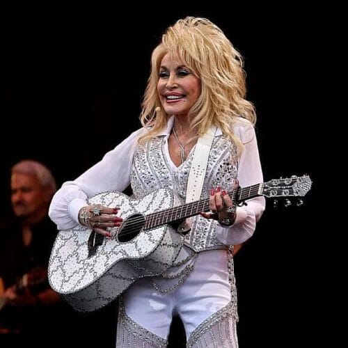 &ldquo;Dolly Parton: The Secret Struggle Behind the Glitter &ndash; What She&rsquo;s Been Hiding Will Shock You!&rdquo;