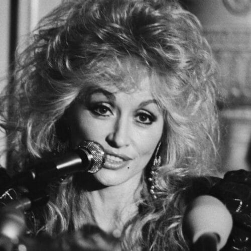 "Dolly Parton Unveils Secrets Behind 'Jolene': What the Throwbacks Reveal Will Leave You Shook!"
