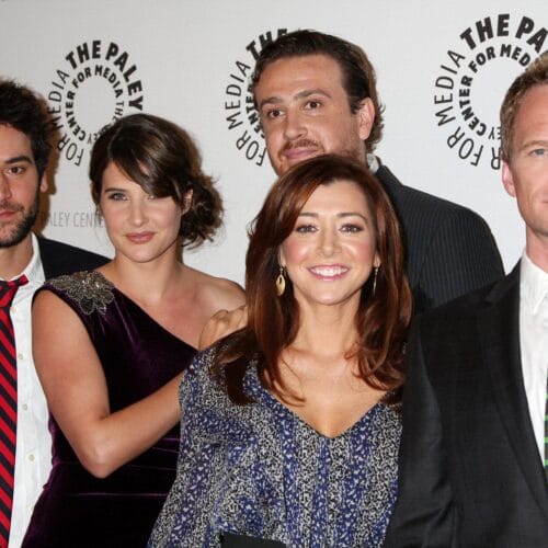 "Josh Radnor Spills the Tea: Why He&rsquo;s &lsquo;Not Even A Little Bit&rsquo; Close to His &lsquo;How I Met Your Mother&rsquo; Crew &ndash; The Shocking Truth Revealed!"