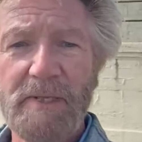 "Noel Edmonds Fires Back: Why the Lobster Video Backlash Has Him Laughing at 'Stupid, Ignorant' Critics!"