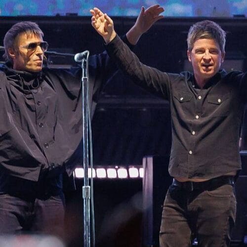 "Oasis 2027 Knebworth: Are Fans Ready for a Tour that Promises Joy—And Absolute Chaos?"