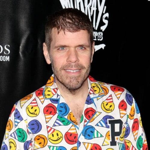 "Shocking Live Stream Fiasco: Perez Hilton's TikTok Blunder Exposes Jaw-Dropping Secrets!"