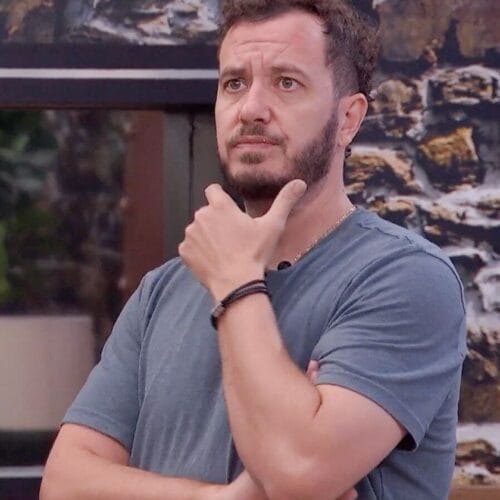 "Big Brother Week 8: Shocking Alliances Form as Blockbuster Winner Drops a Bombshell Before the Vote!"