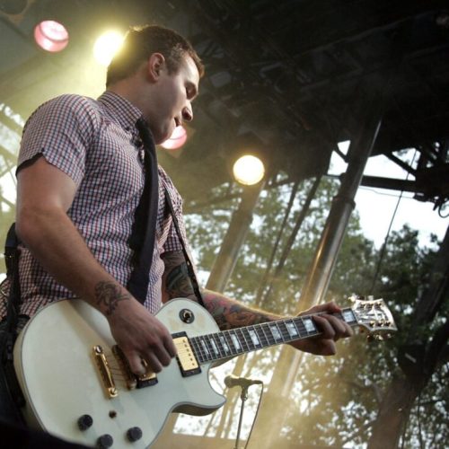 "Chad Gilbert's Shocking Cause of Death Revealed: This New Found Glory Star's Final Act Leaves Fans Reeling!"