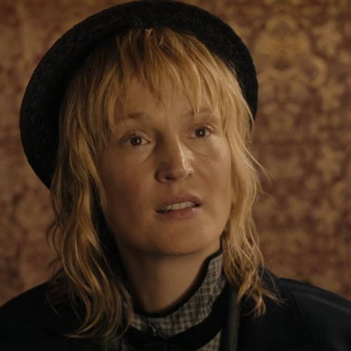 "Double Trouble: Vicky Krieps Enacts a Spooky Showdown as She Takes on Two Roles in 'Monsters: The Lizzie Borden Story'!"
