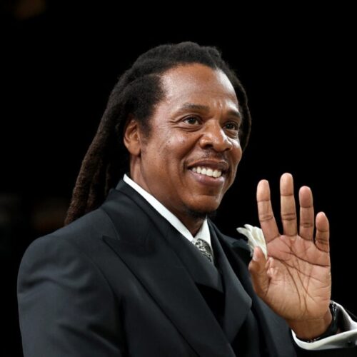 "From Accusation to Apology: Jay-Z's Rape Accuser Drops Bombshell and Sends a Surprising Message to Beyoncé!"