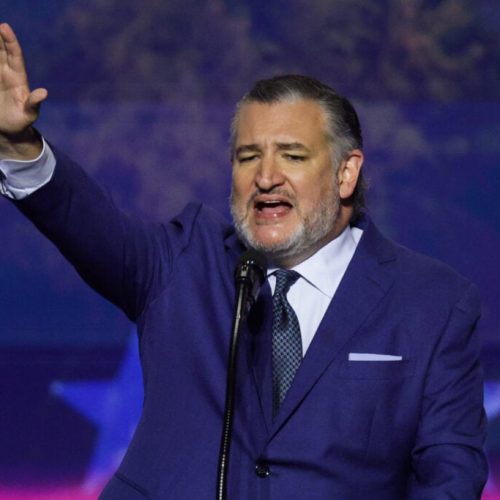 "Lindsay Clancy's Lawyer Takes Aim at Ted Cruz: Shocking Secrets Behind the Mystery Juror Revealed!"