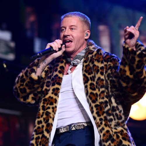 "Stars Align in Macklemore's Favor: The A-List Support Brigade Rallying Behind His Bold 'Free Palestine' Stand!"
