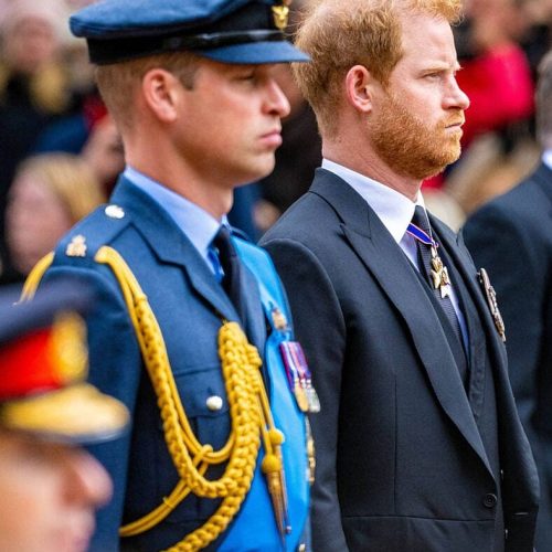 "Will Prince William and Harry's Tensions Galaxy Balloon Into a Royal Meltdown? The Sussexes' UK Return Has the Palace Walking on Eggshells!"