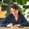 "8 Surprising Habits of Paper-Proud People That Make Screen Addicts Look Like Total Amateurs!"