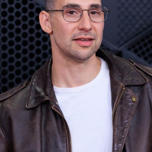"Astrological Chaos: Margaret Qualley and Jack Antonoff's Split Amid Infidelity Scandal – Is the Universe Trolling Us?"