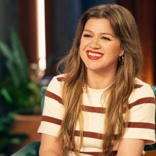 "Did Kelly Clarkson Just Call Out Her Inner 'Pretty Woman'? Store's Shocking Statement Will Leave You Stunned!"
