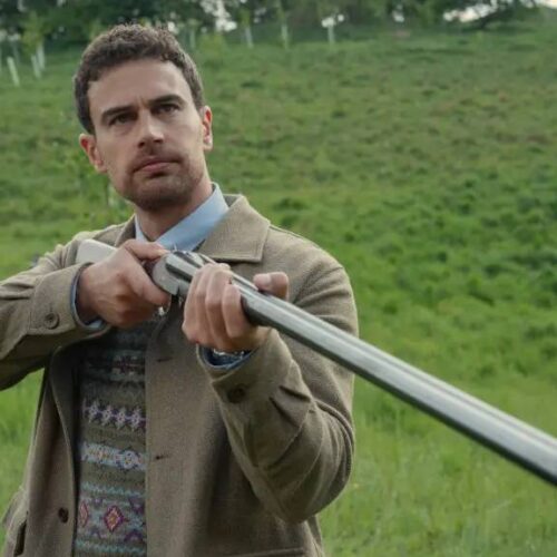 "Lights, Camera, Chaos! Theo James Stuns as Fists Fly on 'The Gentlemen' Set—Is This the New Blockbuster Blooper Reel?"