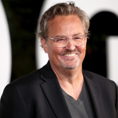 "Matthew Perry's Sister Spills the Tea: How 'Friends' Wedding Episode Shattered Hearts and Secrets!"