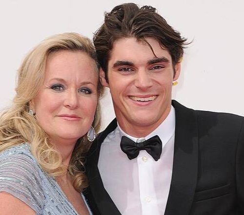 "Unbelievable Twist: RJ Mitte's Mom Reveals the Shock of a Lifetime in Heart-Wrenching Discovery!"