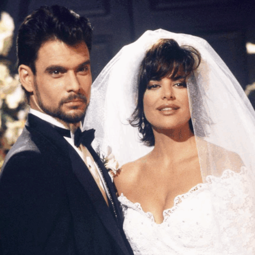 "Unraveling the Mystery: How Robert Kelker-Kelly's Sudden Passing Shocks 'Days of Our Lives' Fans at Age 62!"